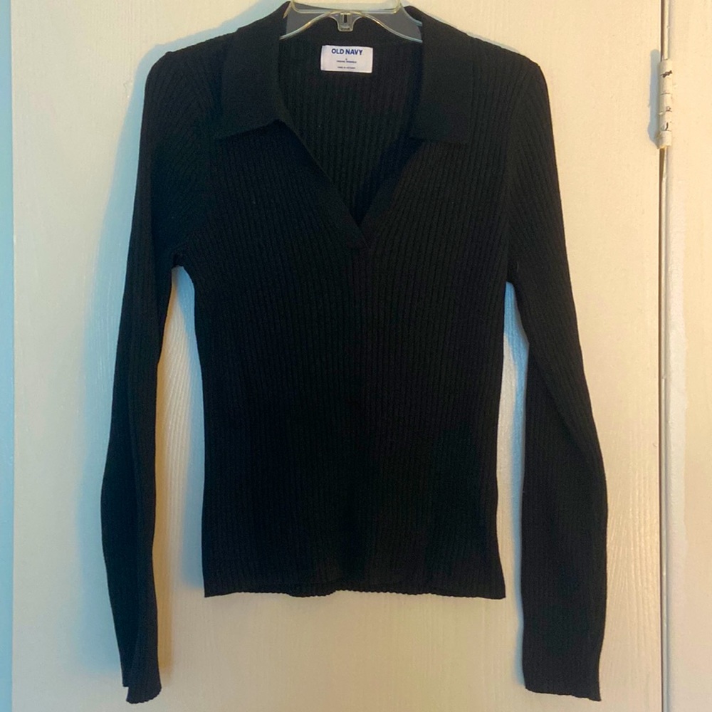 Old Navy Collared stretchy black blouse